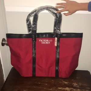 NEVER USED Victoria secret tote